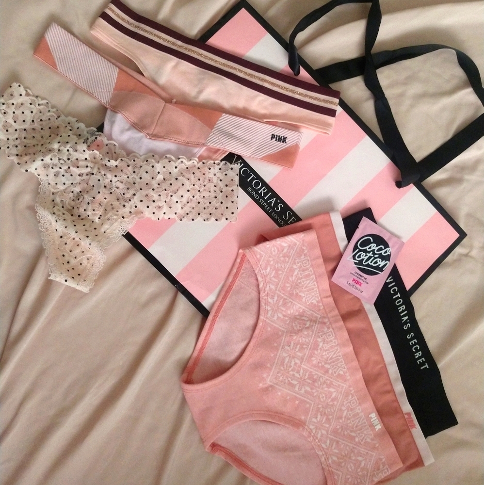 Victoria's Secret bundle size small
